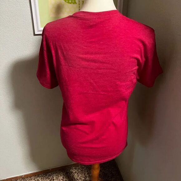 NWOT Gildan BOYMOM Love, Love, Love My Sons Red & Black Size Small #90 - Picture 3 of 4